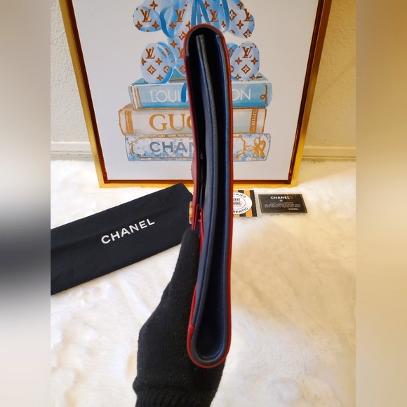 Chanel Bicolor Lambskin Clutch Bag - Picture 11 of 16